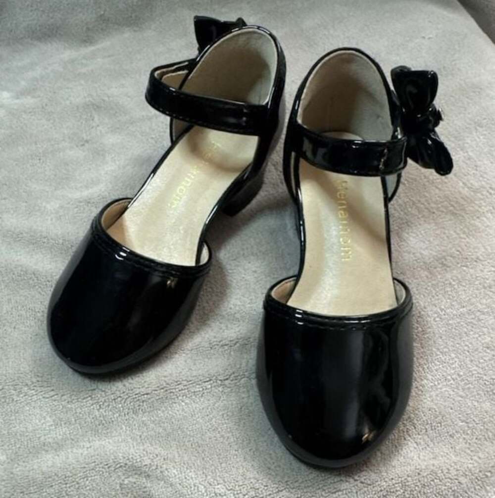 Hehainom Girls Black Patent Mary Jane Low Block Heels with Bow